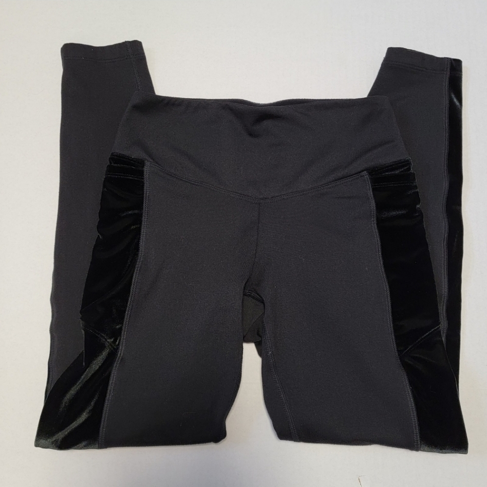 Victoria's Secret Pink Leggings "COZY" Black Velour Side Panels EUC Size XS - Picture 4 of 11